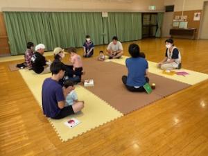 はじめに自己紹介