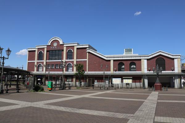 東武東上線若葉駅西口広場