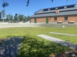 鶴ヶ丘児童公園(芝生広場②)