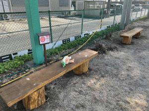鶴二小つるほっとベンチ2