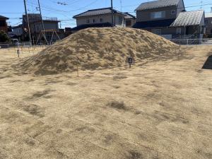 中新田サンサンパーク(築山)